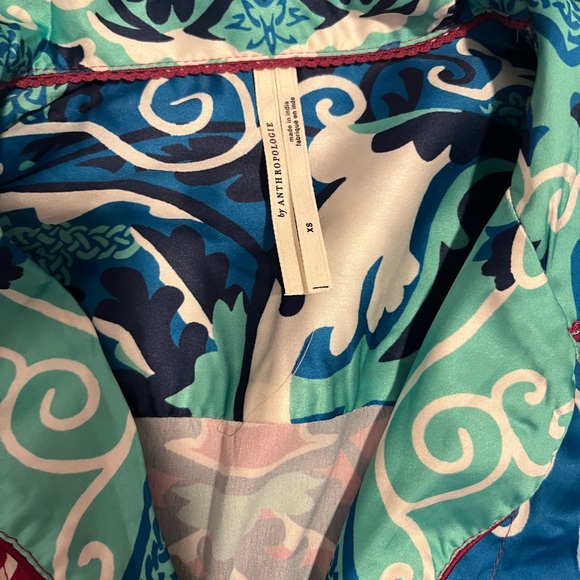 Anthropologie Paisley Silky PJ Set size XS Small
top is XS, bottoms are Small - Picture 8 of 12